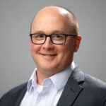 KochFacultyPortrait2023_Large – Paul Koch